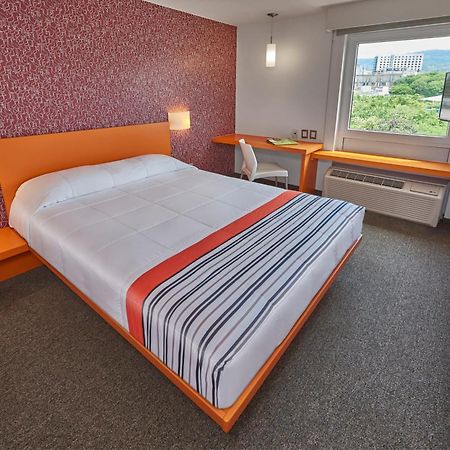 City Express Junior By Marriott Tuxtla Gutierrez Poliforum Eksteriør billede